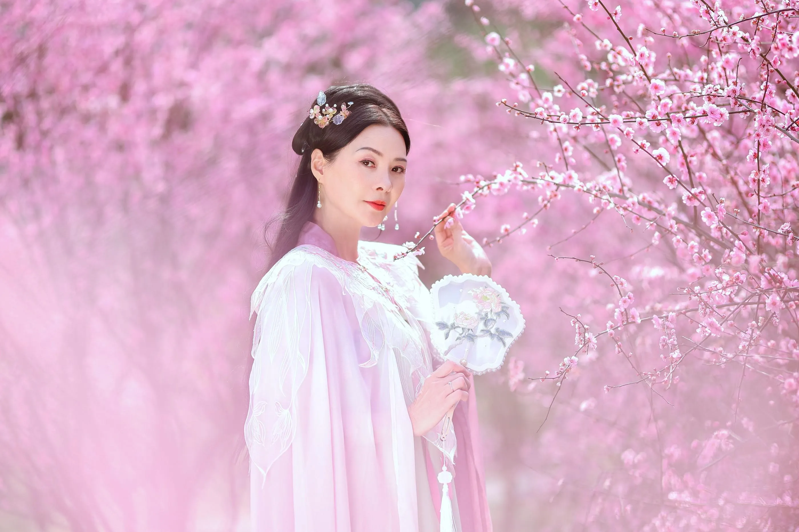 [艺图语] 2022.05.31 暖春樱色 莲 [38P]插图9